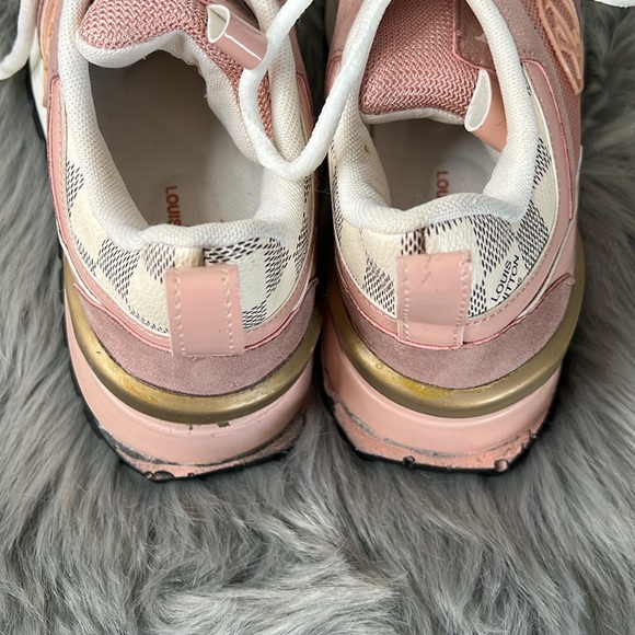 NWOT Fashion Shoes Pink Blue White Logo Sneakers sz 5.5 fits like a 6 - Picture 5 of 7